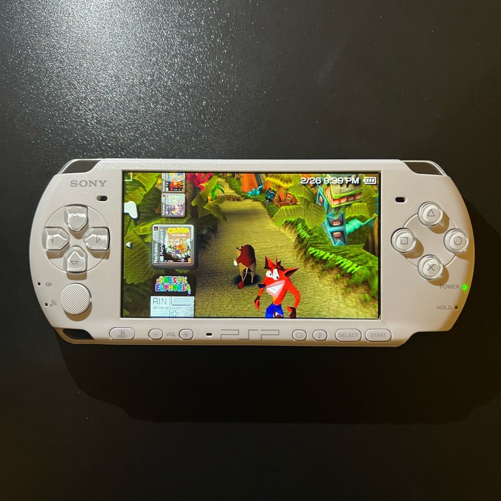 Sony Psp - Picture 3 of 13